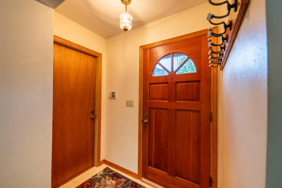9601 W Darnel Ave, Milwaukee, WI 53224 - #3