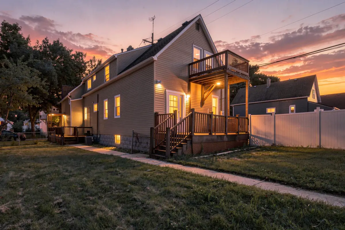 3173 S 8th St, Milwaukee, WI 53215 - #1