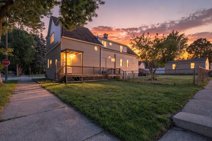 3173 S 8th St, Milwaukee, WI 53215 - #2