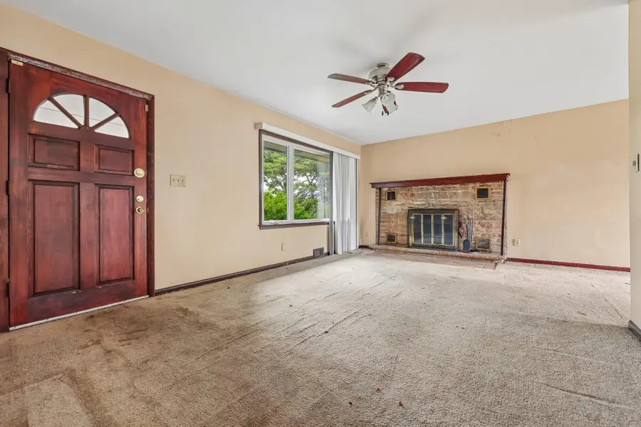 10611 W Silver Spring Dr, Milwaukee, WI 53225 - #2