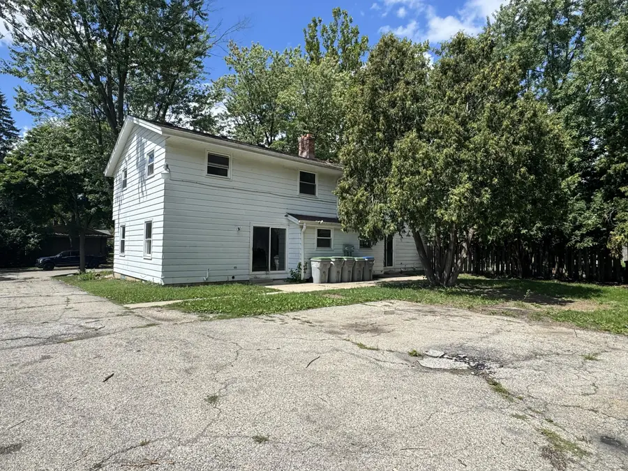 6414 N 101st St, Milwaukee, WI 53224 - #2