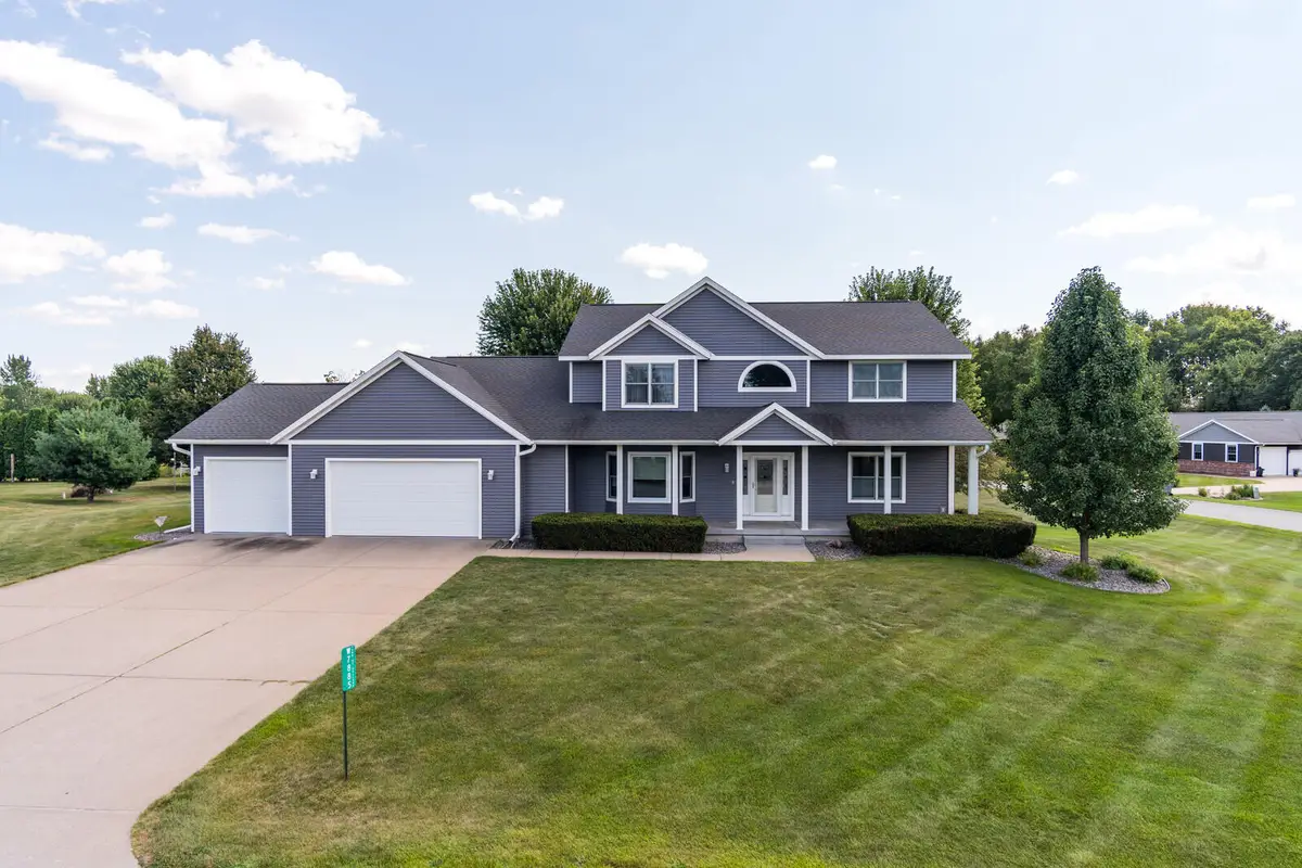 W7885 Country Ave, Holland, WI 54636 - #1