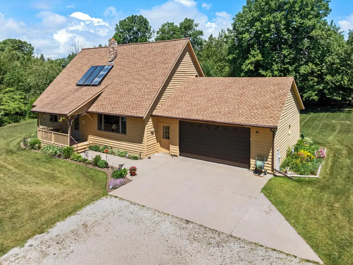 3418 W Twin Ln, Two Rivers, WI 54241 - #1
