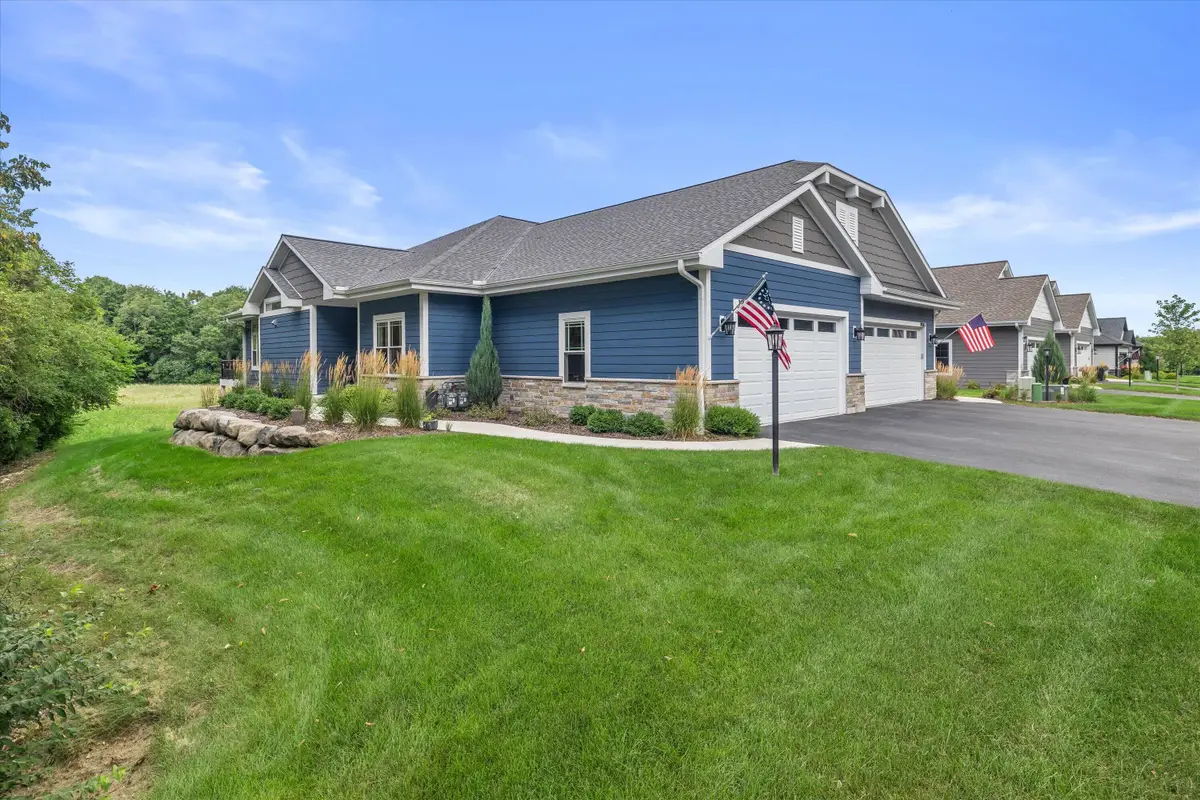 19591 Eagle Pass, Lannon, WI 53046 - #1