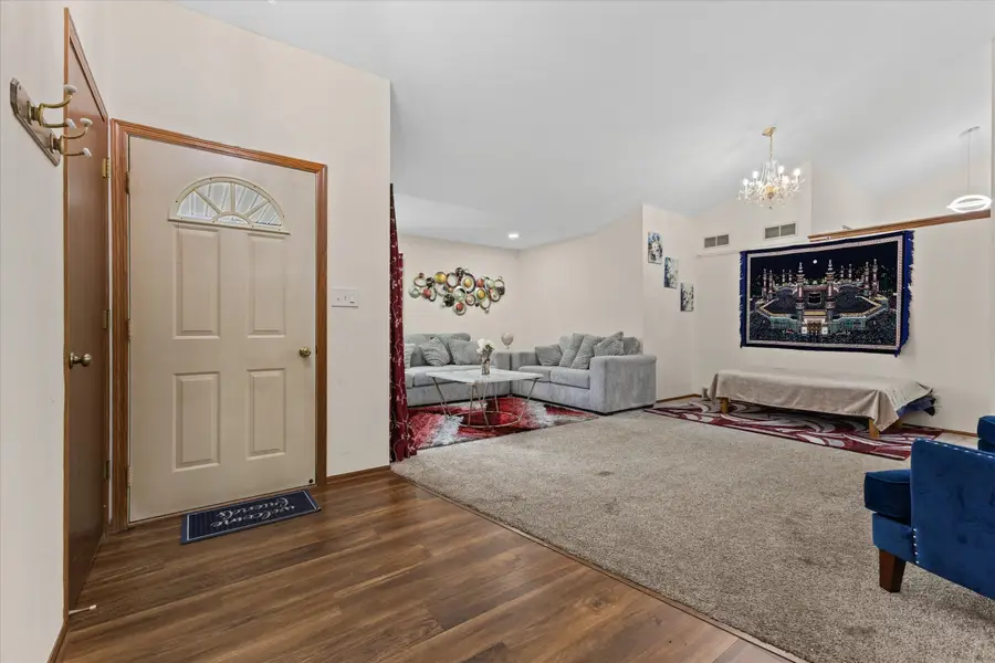 4102 W Minnesota Ct, Franklin, WI 53132 - #2