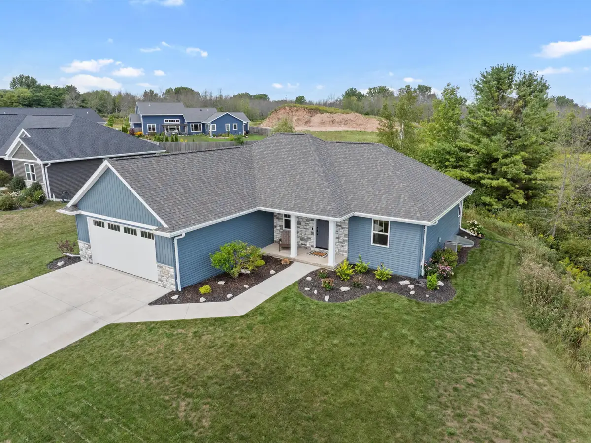 364 Lake Breeze Way, Two Rivers, WI 54241 - #1