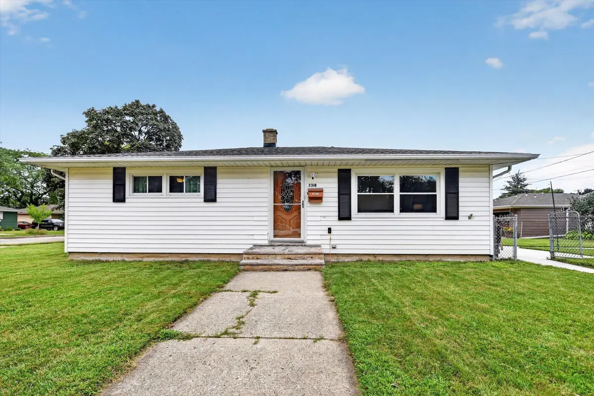 2318 32nd St, Kenosha, WI 53140 - #1