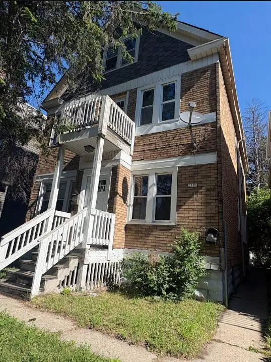 2326 W Burnham St, Milwaukee, WI 53204