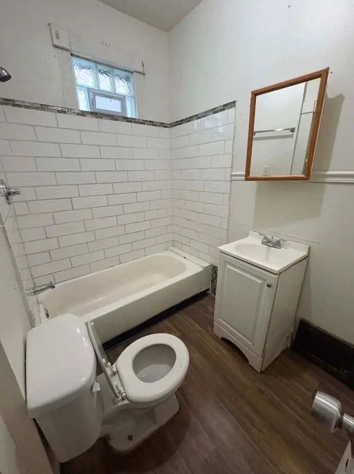 2326 W Burnham St, Milwaukee, WI 53204 - #2