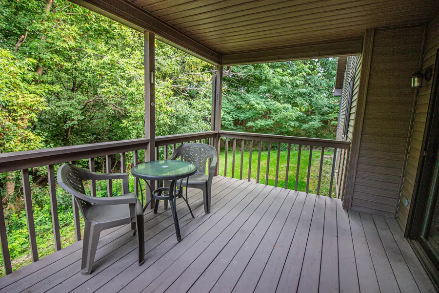 N81W13172 Country Terrace Ln, Menomonee Falls, WI 53051 - #2