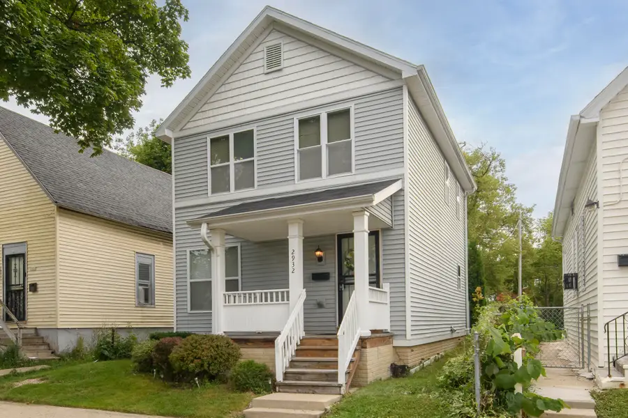 2932 N Dr William Finlayson St, Milwaukee, WI 53212 - #2