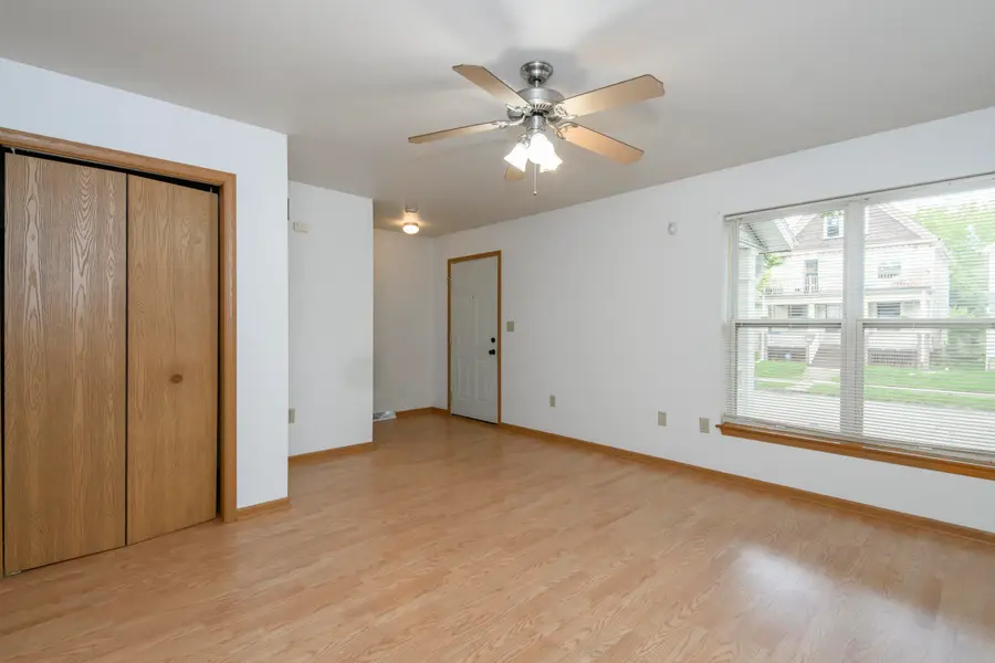 2932 N Dr William Finlayson St, Milwaukee, WI 53212 - #3