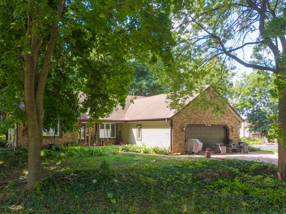 N71W23721 Good Hope Rd, Sussex, WI 53089 - #1