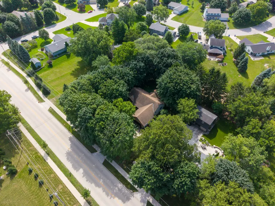 N71W23721 Good Hope Rd, Sussex, WI 53089 - #2