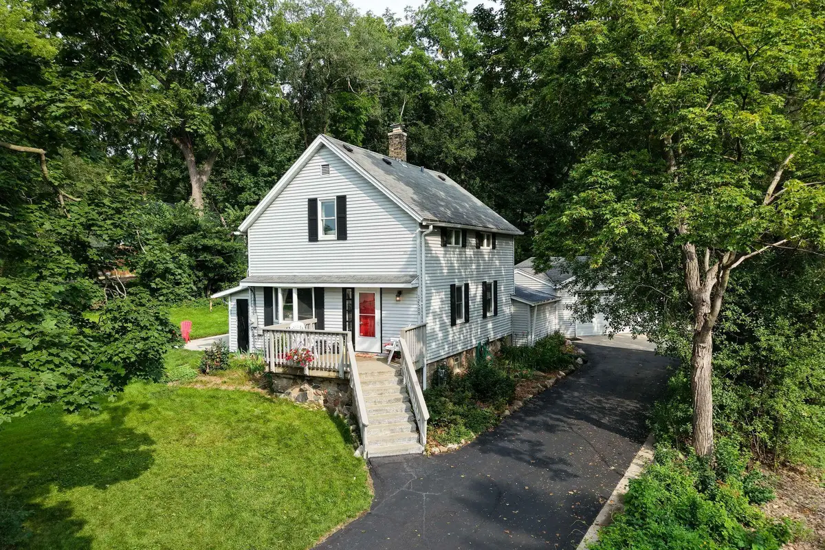 12500 Knoll Rd, Elm Grove, WI 53122 - #1