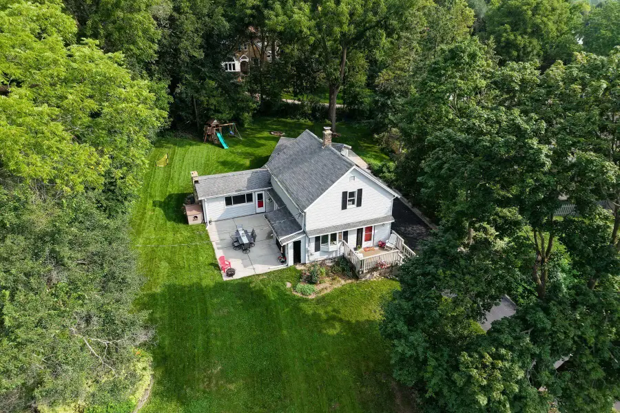 12500 Knoll Rd, Elm Grove, WI 53122 - #2