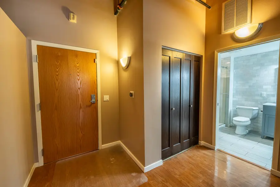 234 E Reservoir Ave, Milwaukee, WI 53212 - #3