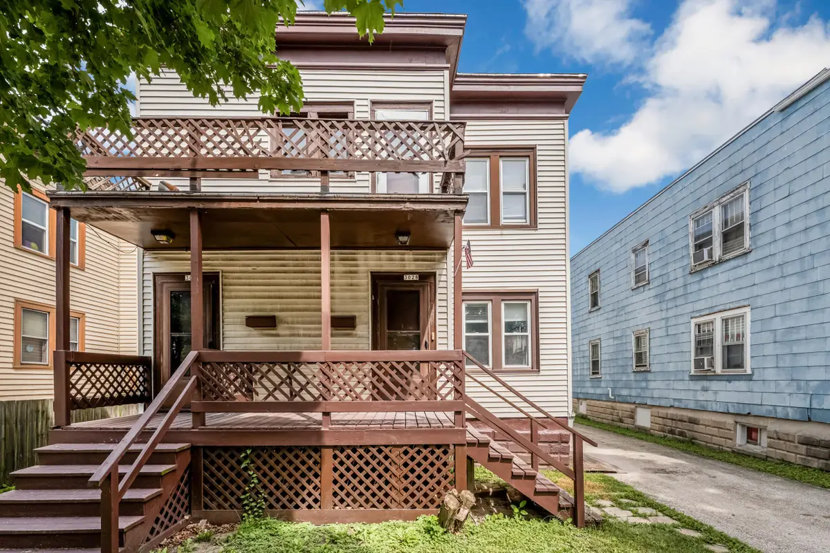3026 S Hanson Ave, Milwaukee, WI 53207 - #1