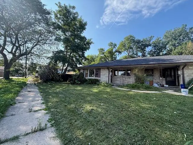 3377 S 34th St, Milwaukee, WI 53215 - #2