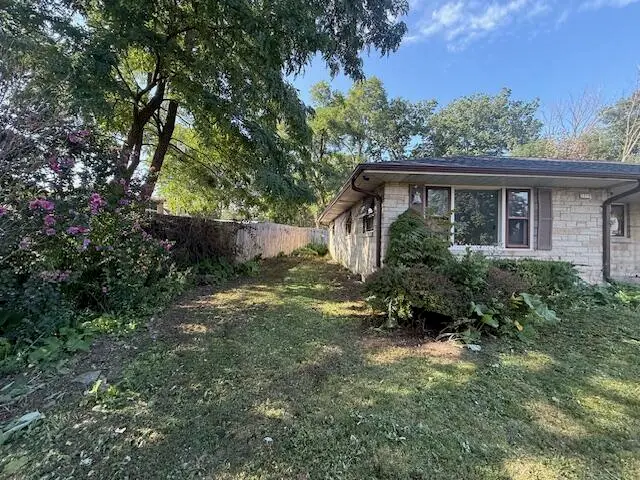 3377 S 34th St, Milwaukee, WI 53215 - #3