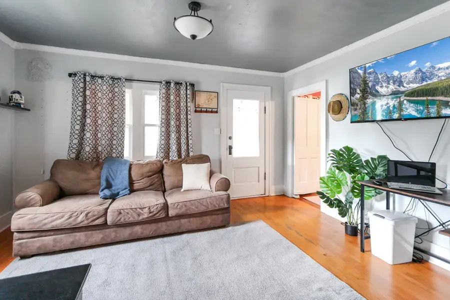2011 Highland Ave, Waukesha, WI 53186 - #3