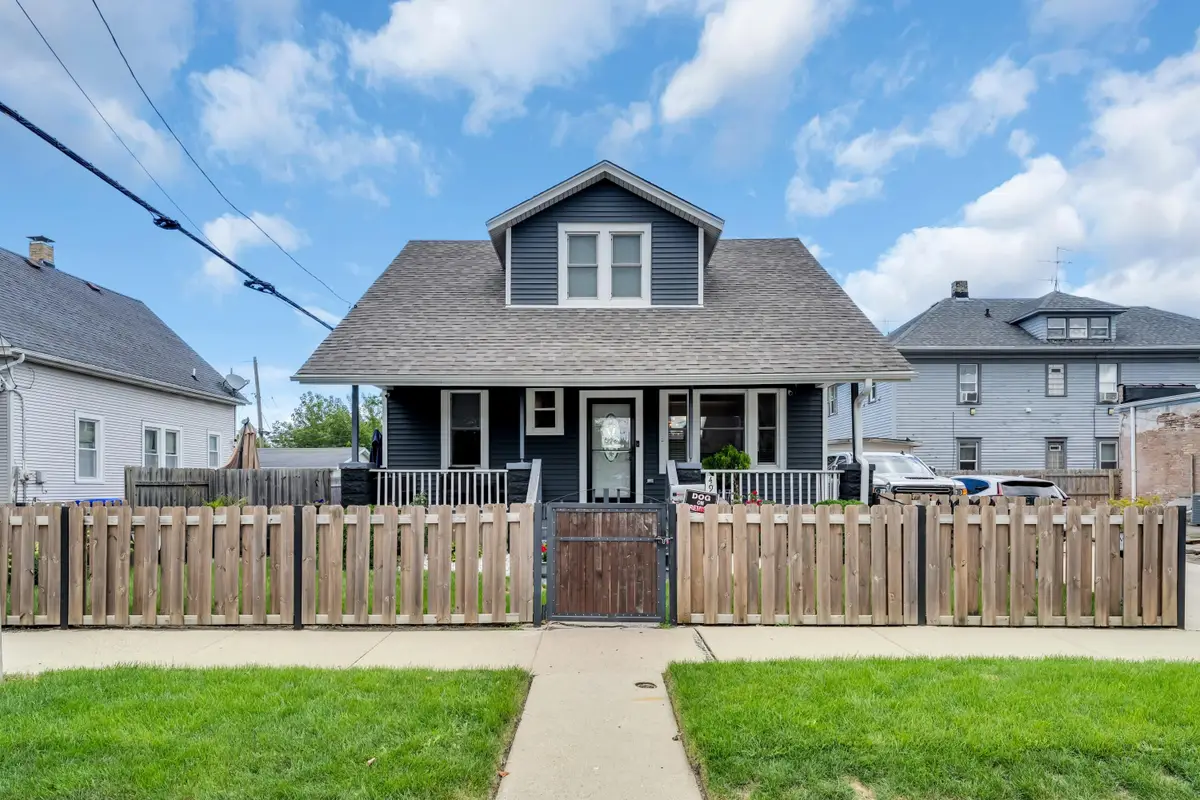 4917 19th Ave, Kenosha, WI 53140 - #1