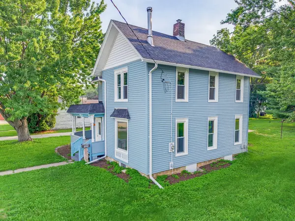 125 Parkview Dr, Milton, WI 53563