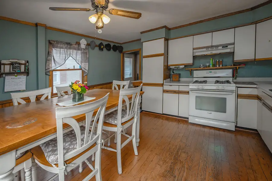 332 S 60th St, Milwaukee, WI 53214 - #3