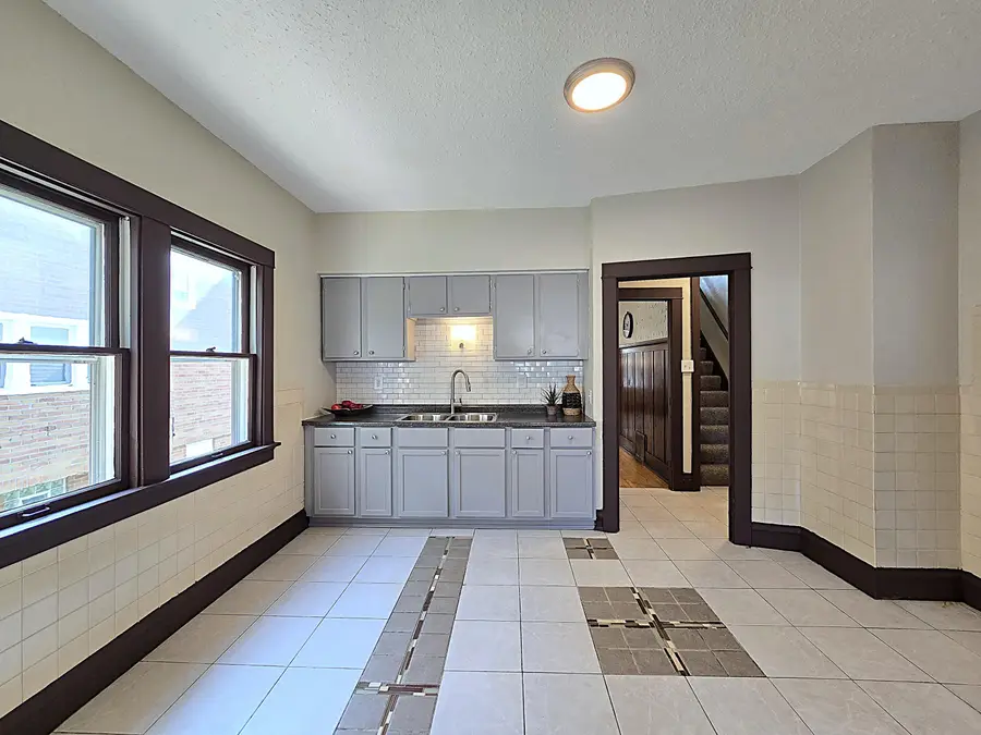 2808 N 37th St, Milwaukee, WI 53210 - #3