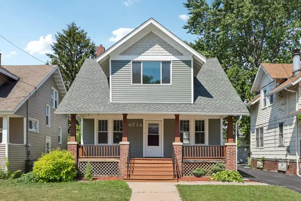 6734 21st Ave, Kenosha, WI 53143