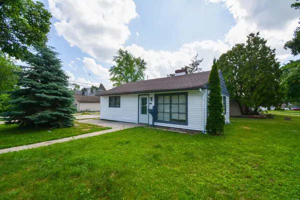 5625 N 57th St, Milwaukee, WI 53218