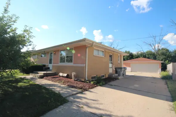 9000 W Custer Ave, Milwaukee, WI 53225