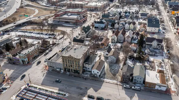915 W National Ave, Milwaukee, WI 53204