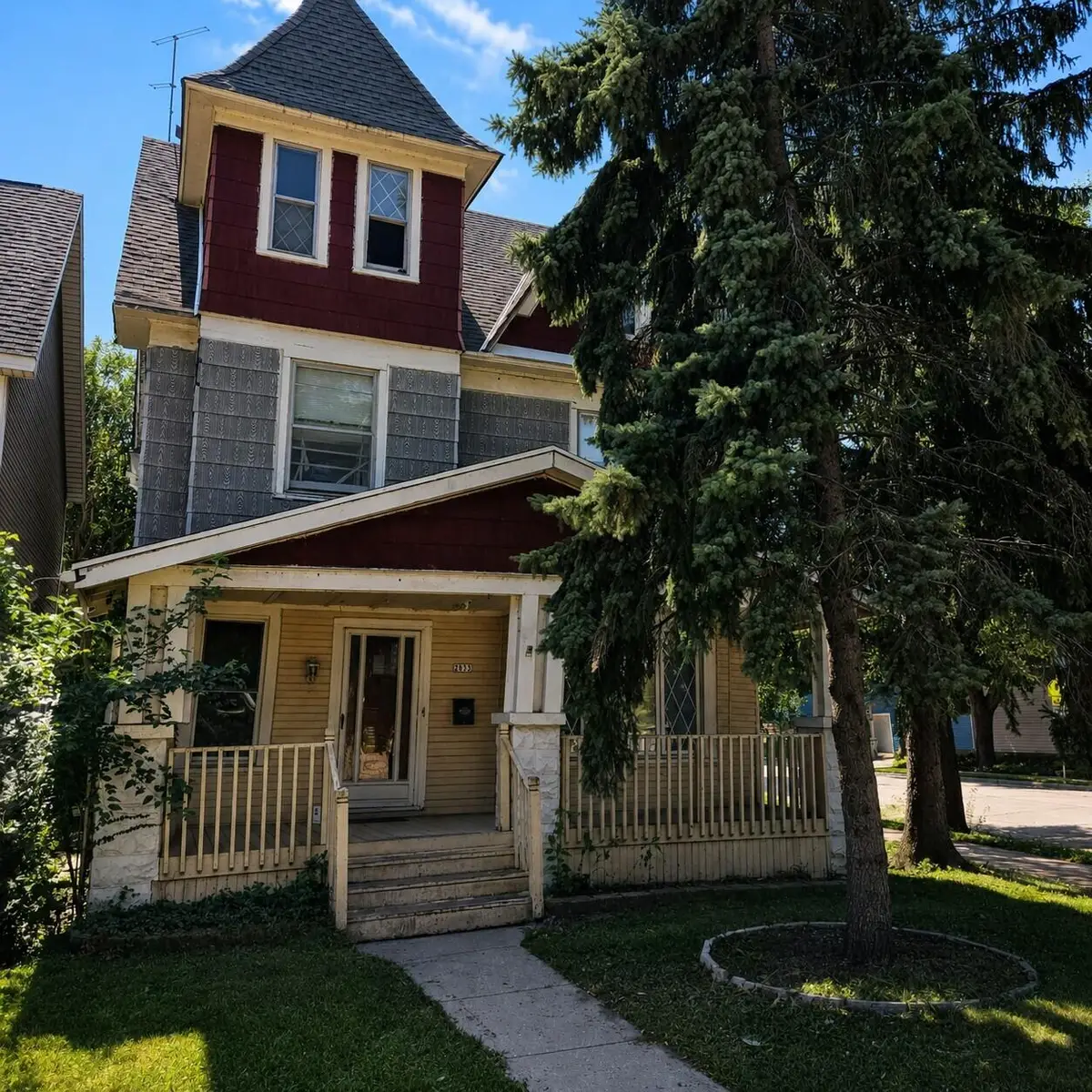 2833 S Wentworth Ave, Milwaukee, WI 53207 - #1