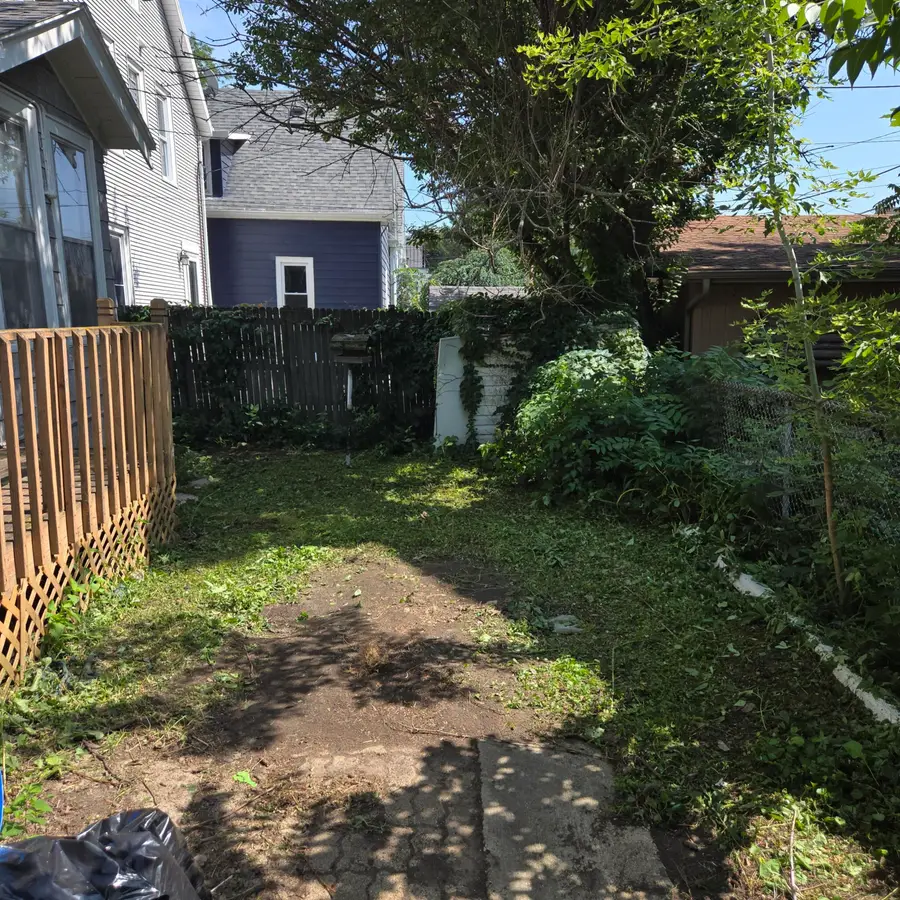 2833 S Wentworth Ave, Milwaukee, WI 53207 - #3