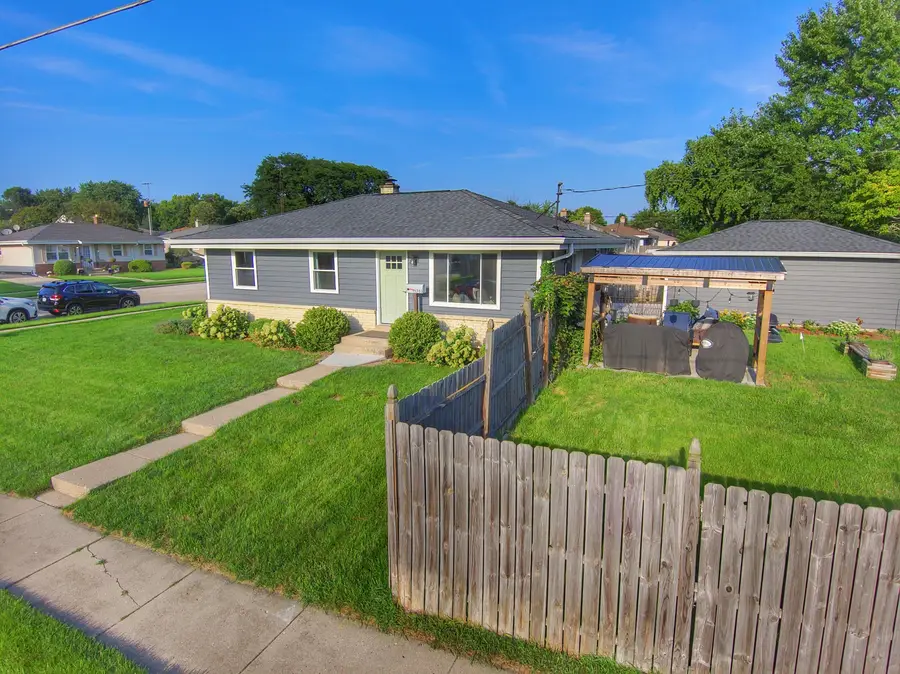 5703 51st Ave, Kenosha, WI 53144 - #2