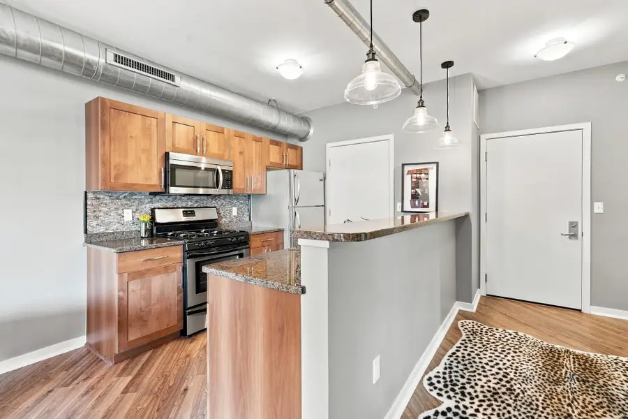 1541 N Jefferson St, Milwaukee, WI 53202 - #2
