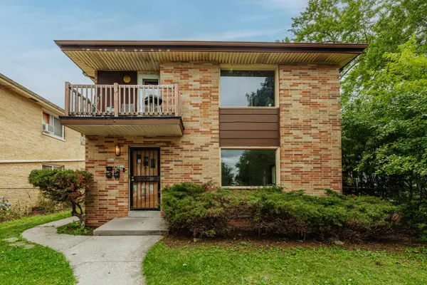 9017 W Hampton Ave, Milwaukee, WI 53225