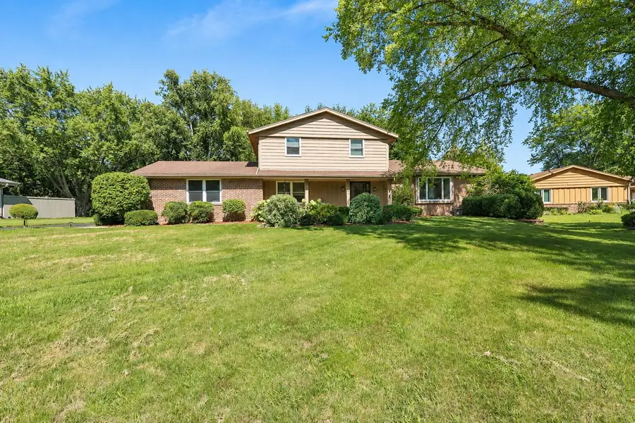 7 Greenwood Ct, Wind Point, WI 53402 - #3