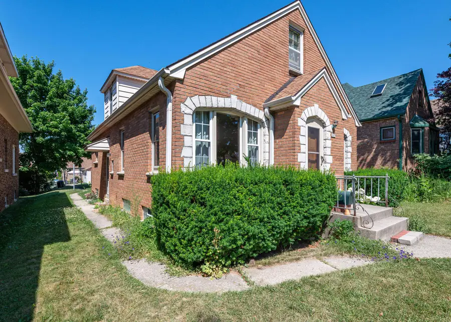3657 S 14th St, Milwaukee, WI 53221 - #3