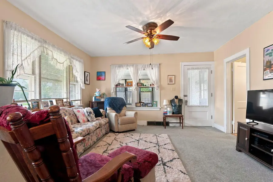 8123 Sheridan Rd, Kenosha, WI 53143 - #3
