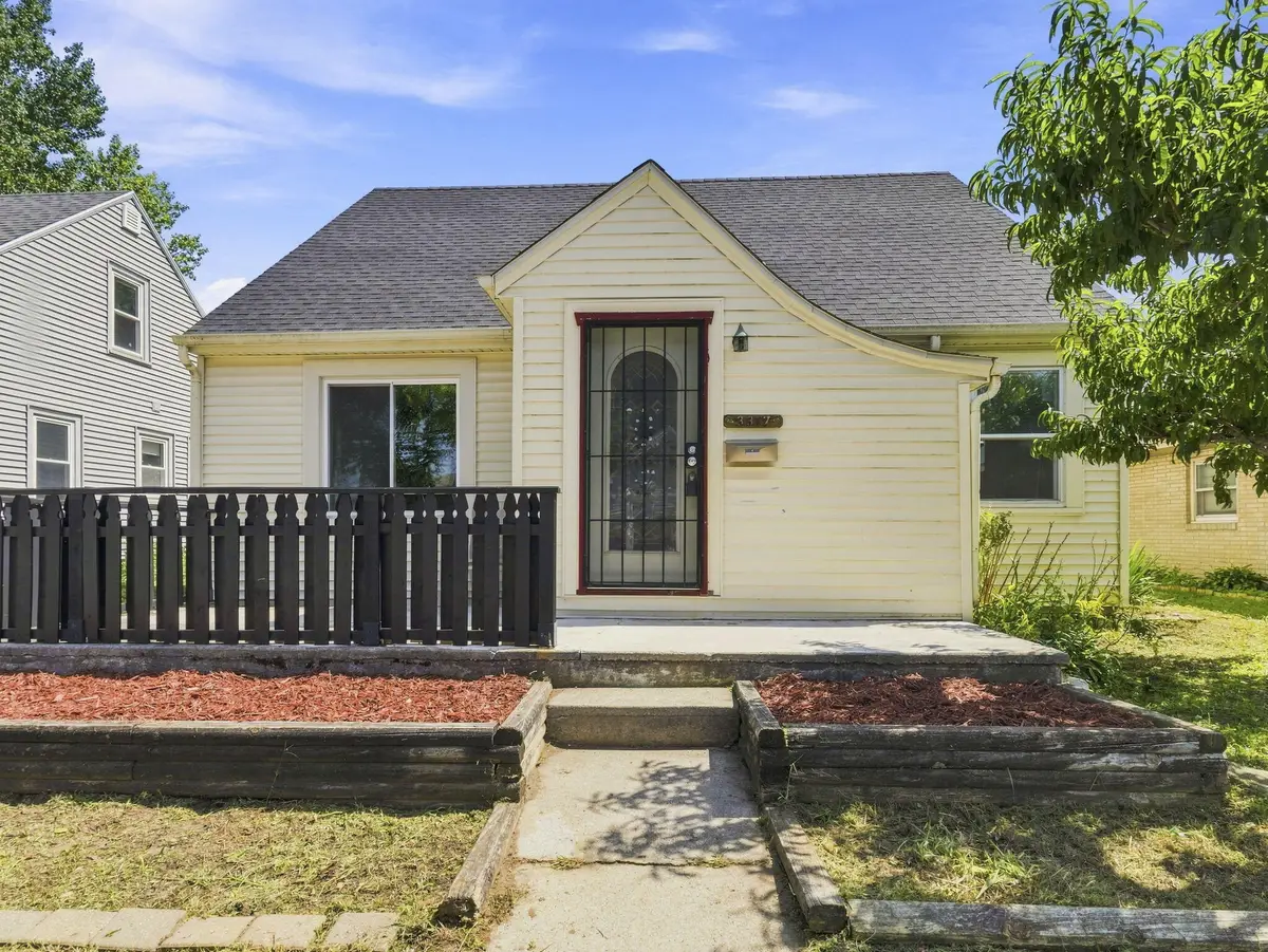 3317 10th Ave, Racine, WI 53402 - #1