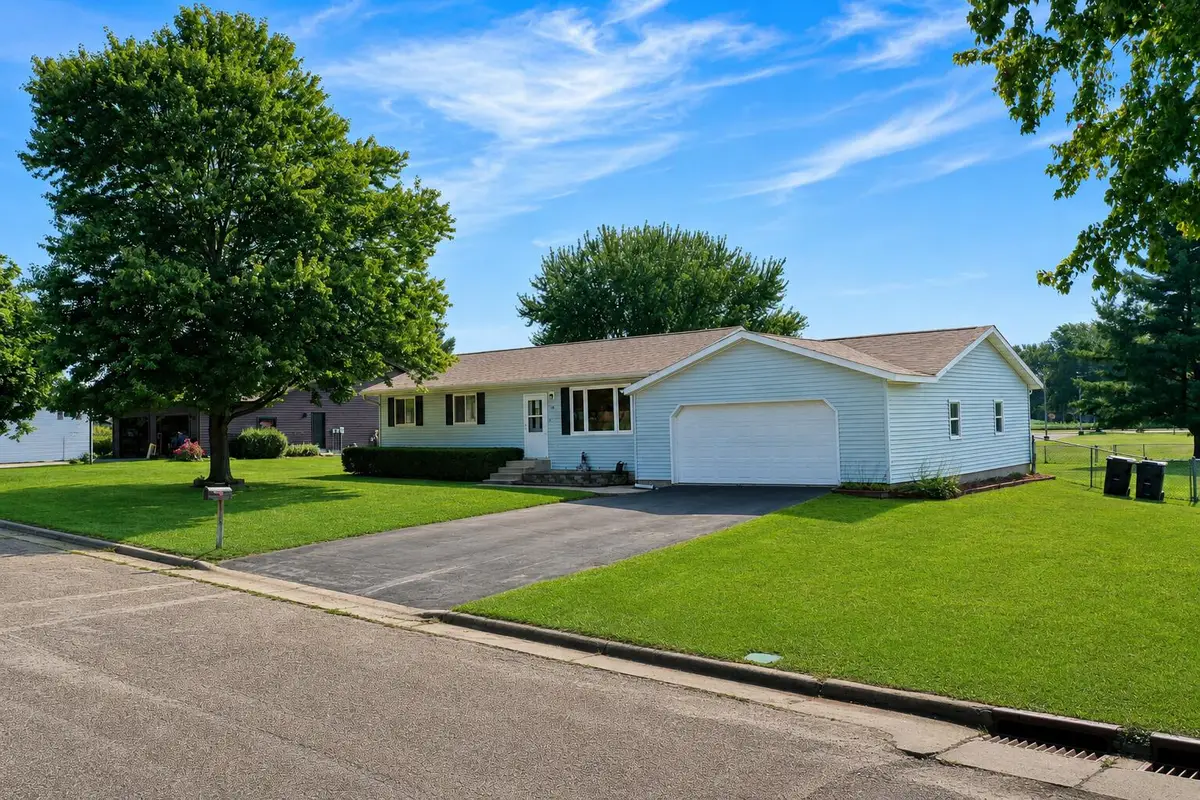 747 Margaret St, Sparta, WI 54656 - #1