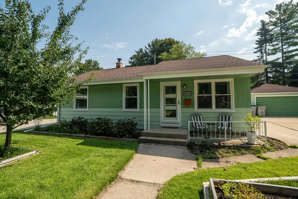 4014 S Logan Ct, Milwaukee, WI 53207 - #1