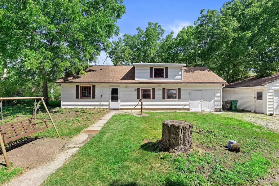 W156N7968 Pilgrim Rd, Menomonee Falls, WI 53051 - #2