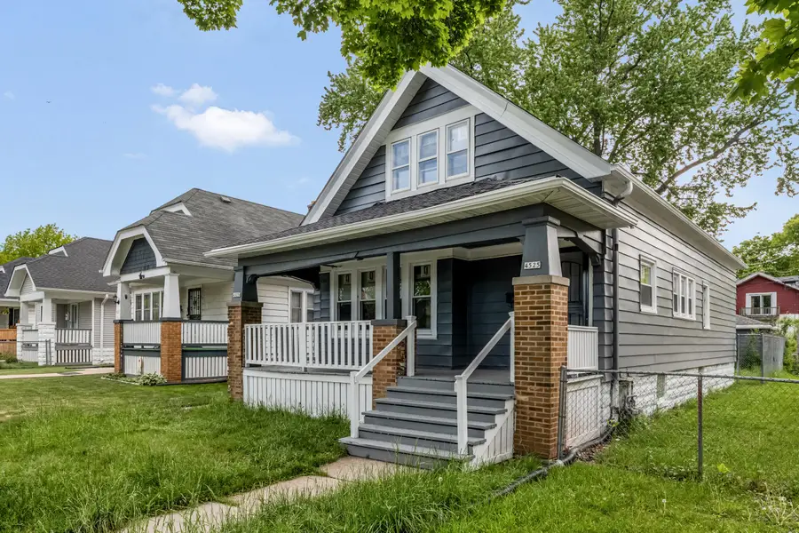 4525 N 28th St, Milwaukee, WI 53209 - #3