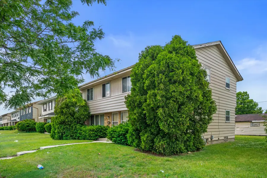 6540 W Mill Rd, Milwaukee, WI 53218 - #2