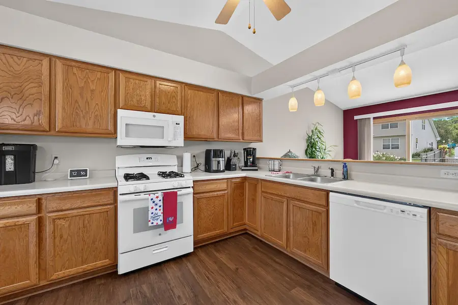 3415 124th St, Pleasant Prairie, WI 53158 - #3