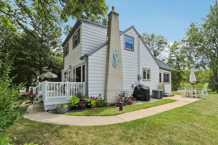 4424 Riverside Rd, Waterford, WI 53185 - #2