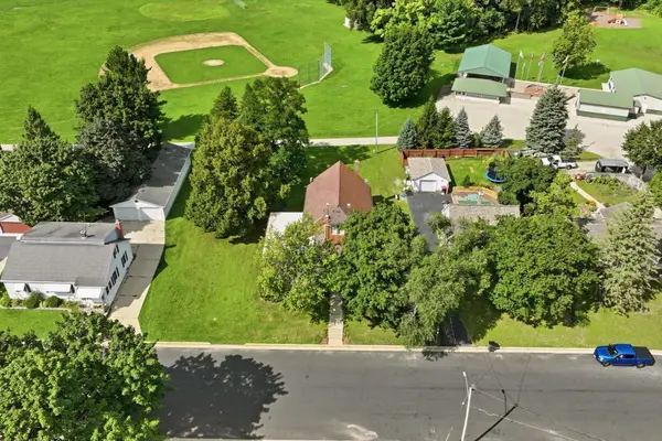414 Grove St, Sullivan, WI 53178